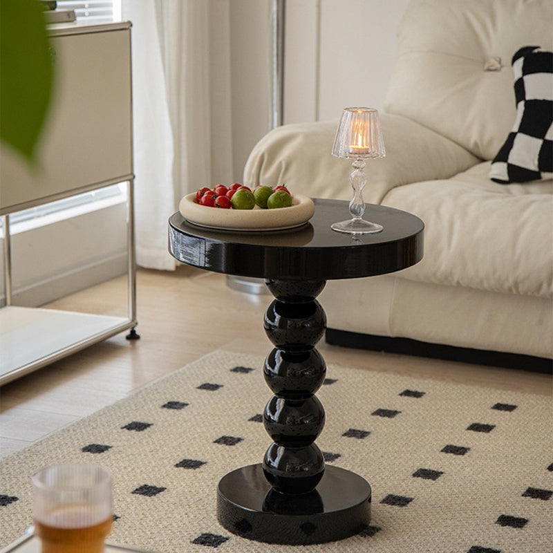 Table basse ronde vintage traditionnelle en bois perlé pour salon 