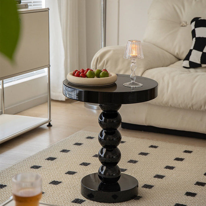 Table basse ronde vintage traditionnelle en bois perlé pour salon 