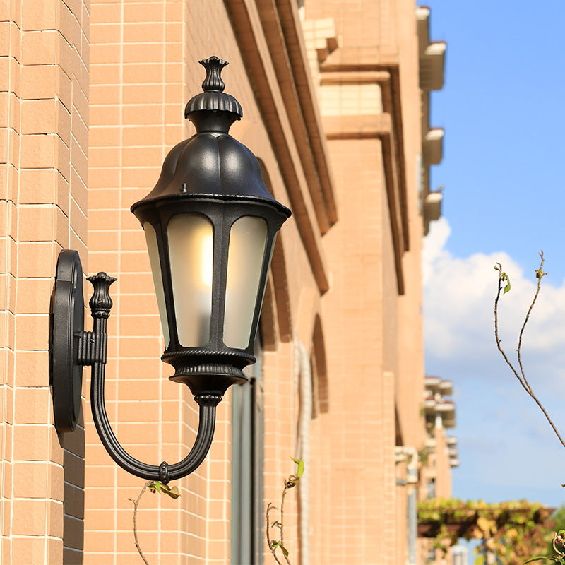 Traditional Vintage Round Aluminum Cylinder 1-Light Outdoor Wall Light For Garden
