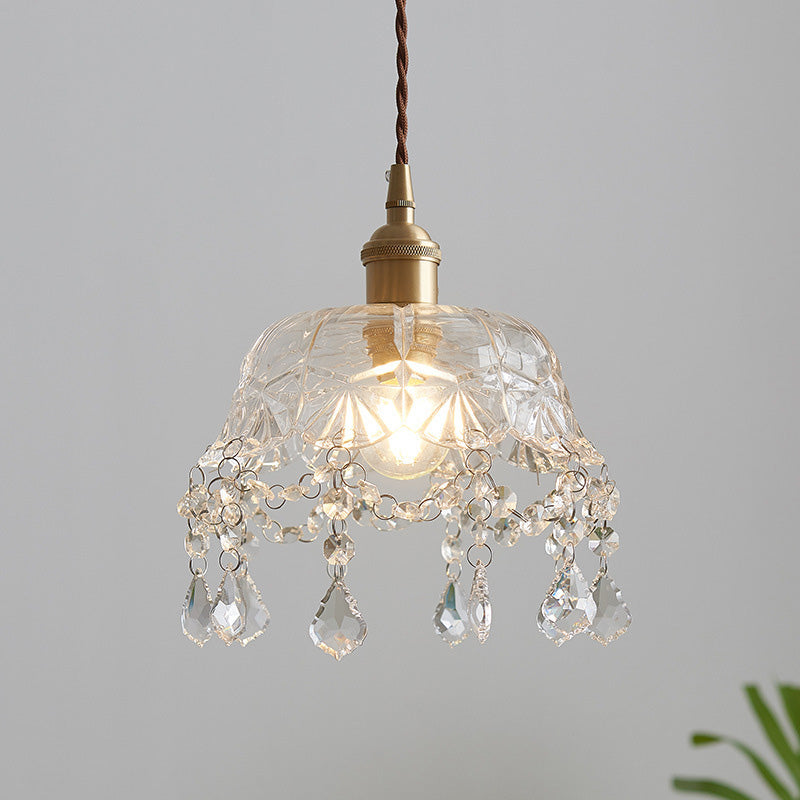 Luminaire suspendu contemporain nordique rond en laiton sculpté avec verre et cristal à 1 lumière pour salon 