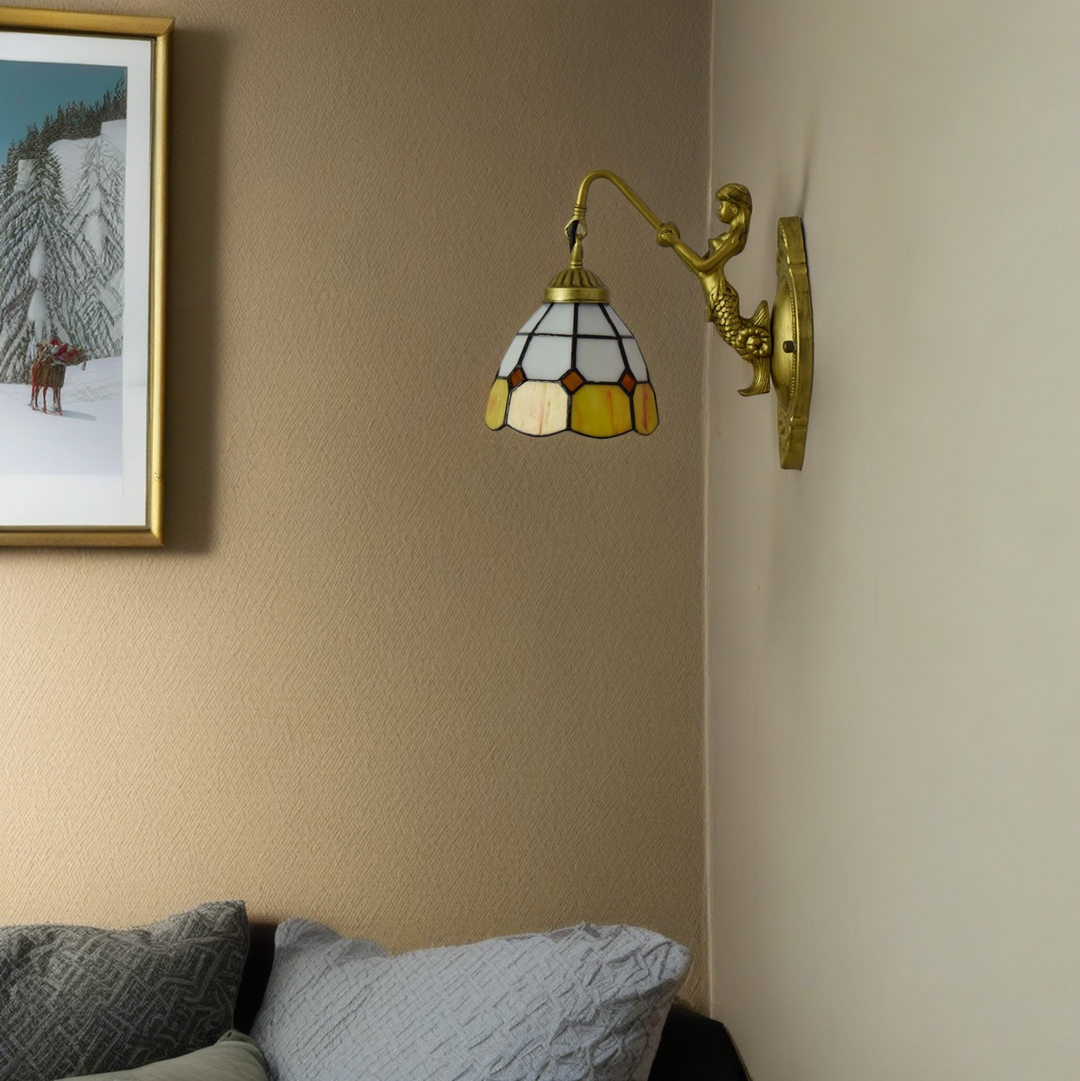 Traditionelle 1-flammige Tiffany-Wandleuchte aus Kunstharz, Eisen und Glas im Meerjungfrauen-Design für das Wohnzimmer 
