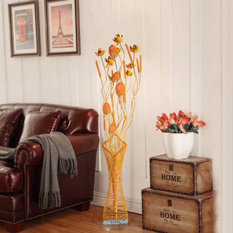Rustikale romantische handgefertigte Lotusblumen-Cluster-Aluminiumrahmen-LED-Stehlampe 