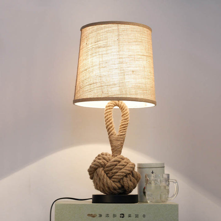Traditionelle rustikale runde Eisen-Hanfseil-Leinen 1-Licht-Tischlampe für das Schlafzimmer 