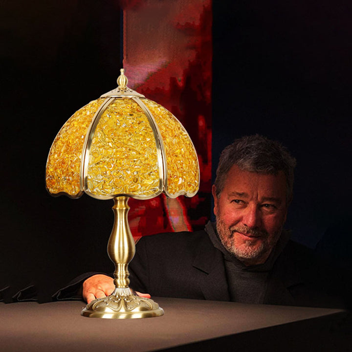 Zeitgenössische kreative farbige Kristall-Kupfer-Blume 1-Licht-Tischlampe für das Schlafzimmer 