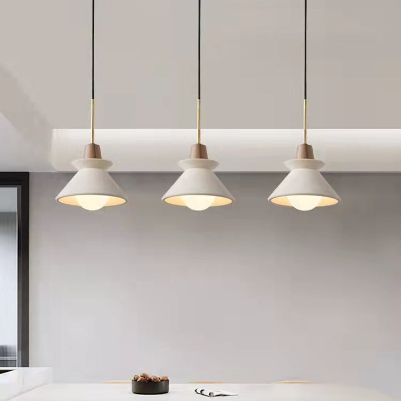 Zeitgenössische industrielle runde Kegel Hardware Glas Zement Holz 1-Licht Pendelleuchte für Wohnzimmer 