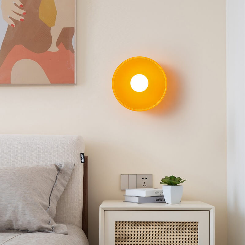 Skandinavische moderne runde Platte Eisen Glas 1-Licht Wandleuchte 