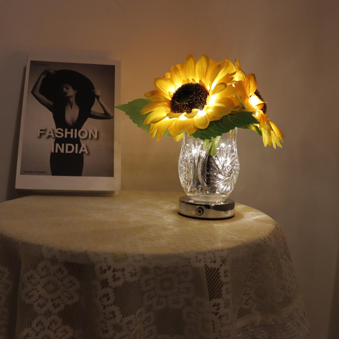 Modern Creative Sunflower Glass Vase LED USB Table Lamp