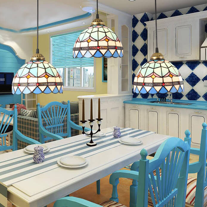 Lámpara colgante de isla de 3 luces con pantalla abovedada de vidrio Tiffany y hierro para sala de estar 