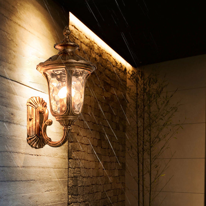 Lampe murale extérieure 1 lumière en verre et aluminium en forme de château étanche traditionnel européen pour jardin 