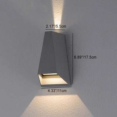 Moderne minimalistische trapezförmige Aluminium Silikon PVC Linse LED Outdoor Wandleuchte Lampe für Garten 