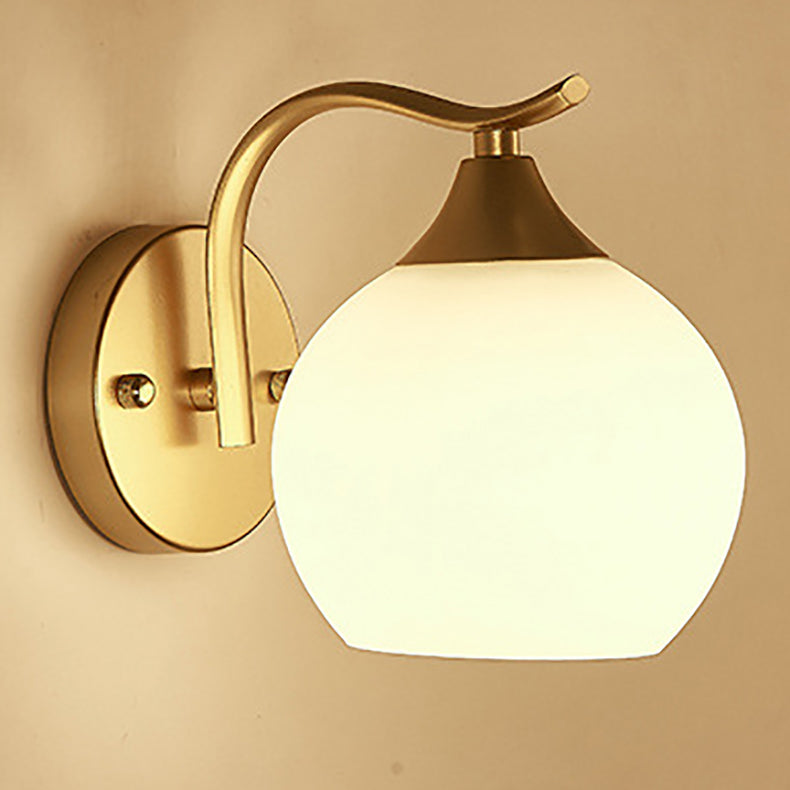 Applique Murale Moderne Simplicité Fer Verre Boule 1/2 Lumière Pour Chevet 