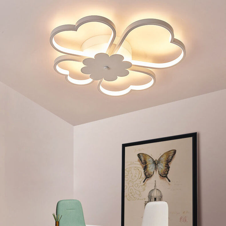 Contemporary Creative Clover Design Silicone Aluminum LED Flush Mount Ceiling Light For Living Room &amp; Bedroom