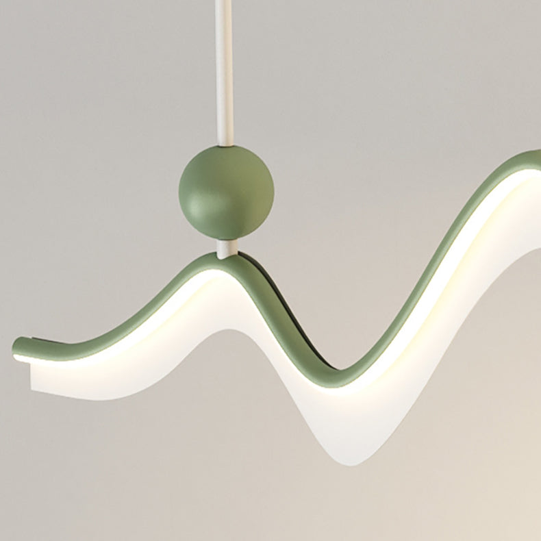 ثريا ضوء الجزيرة LED من الألومنيوم والأكريليك بتصميم حديث وموجة القمر الطويلة من الحديد لغرفة الطعام 
