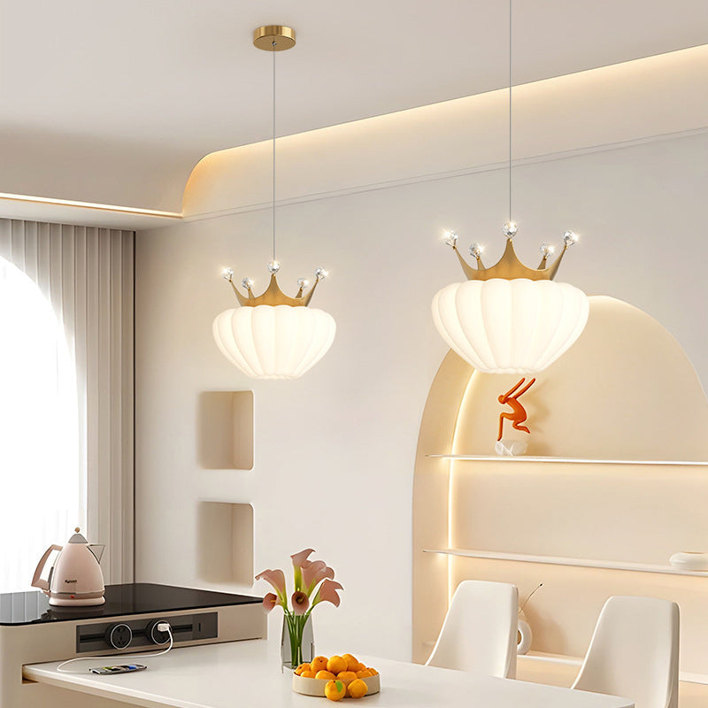 مصباح معلق من الكريستال LED للأطفال المعاصرين بتصميم سحابة وتاج حديدي لغرفة النوم 