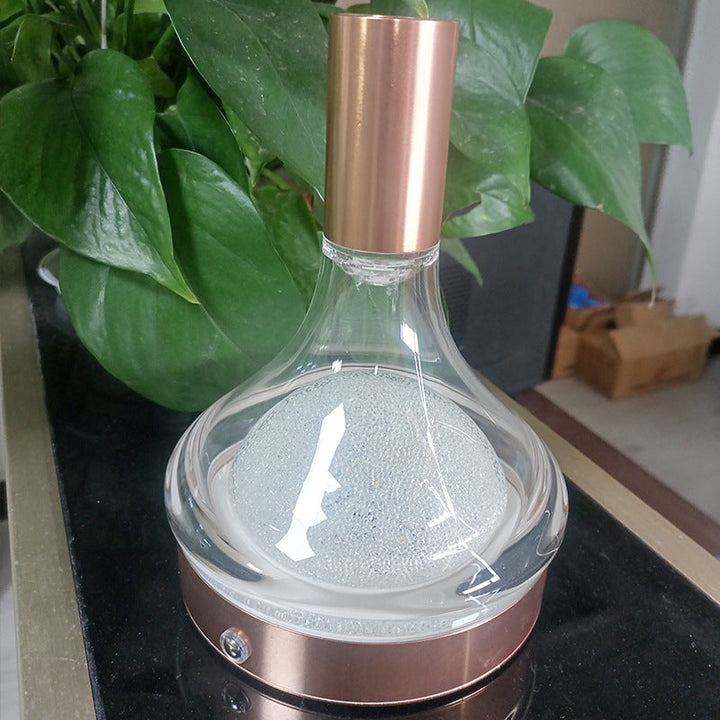 Moderne minimalistische Weinflasche Aluminium LED Tischlampe für Wohnzimmer 