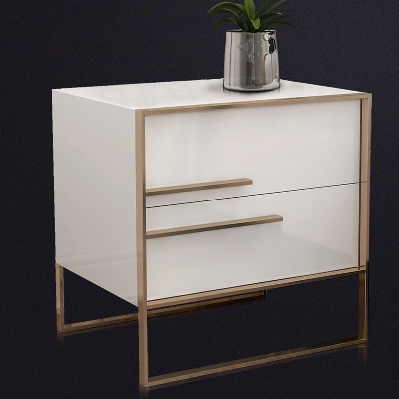 Table de nuit moderne en bois massif cubique avec cadre en acier inoxydable à 2 tiroirs pour chambre 