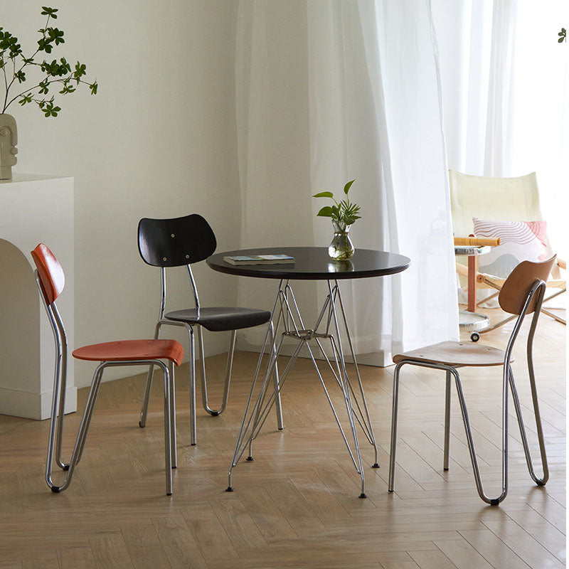 Moderner minimalistischer quadratischer Metall-Holz-Stuhl mit vier Beinen und Rückenlehne für das Wohnzimmer 