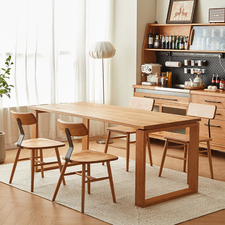 Chaise de salle à manger contemporaine en bois de cerisier nordique avec dossier en fer incurvé pour salle à manger 