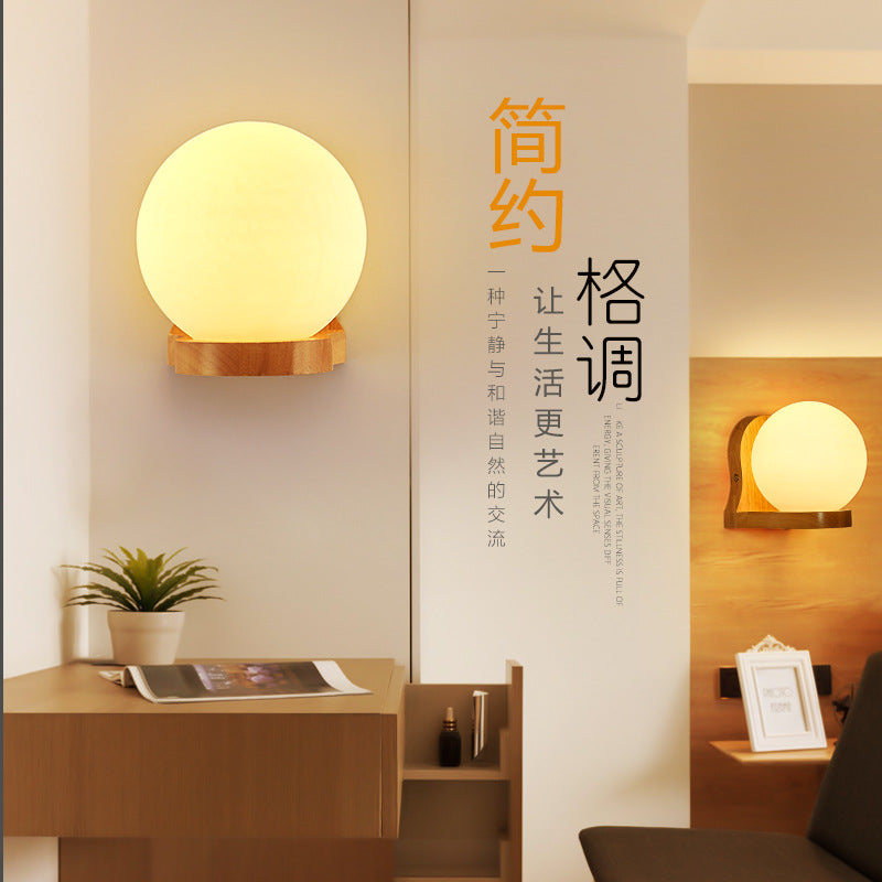 Lámpara de Aplique de Pared de 1 Luz de Madera y Vidrio en Forma de Orbe Minimalista Moderna para Dormitorio 