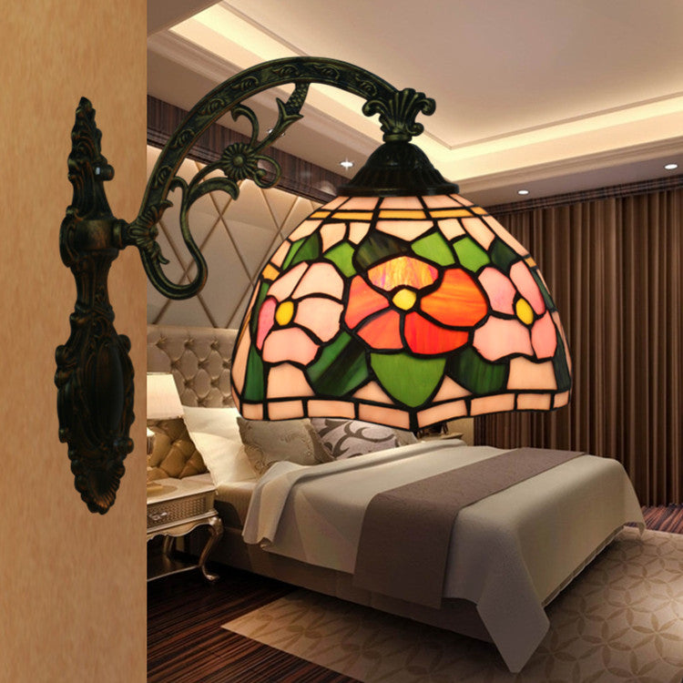Lámpara de Aplique de Pared de 1 Luz con Vidrio de Tiffany Tradicional de Flor de Aleación de Zinc y Hierro para Sala de Estar 