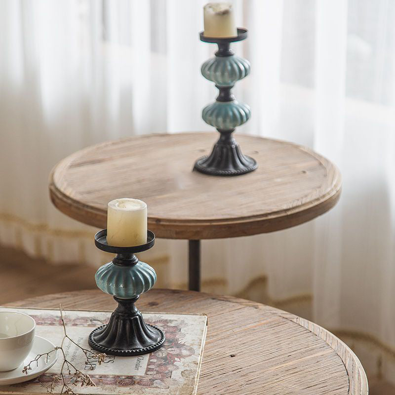 Mesa de café tradicional retro redonda ovalada de base de madera y hierro para sala de estar 