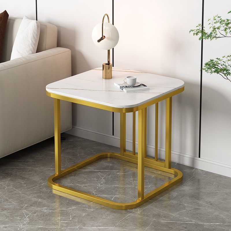 Moderner minimalistischer rechteckiger quadratischer Steintisch aus Eisen für das Wohnzimmer 