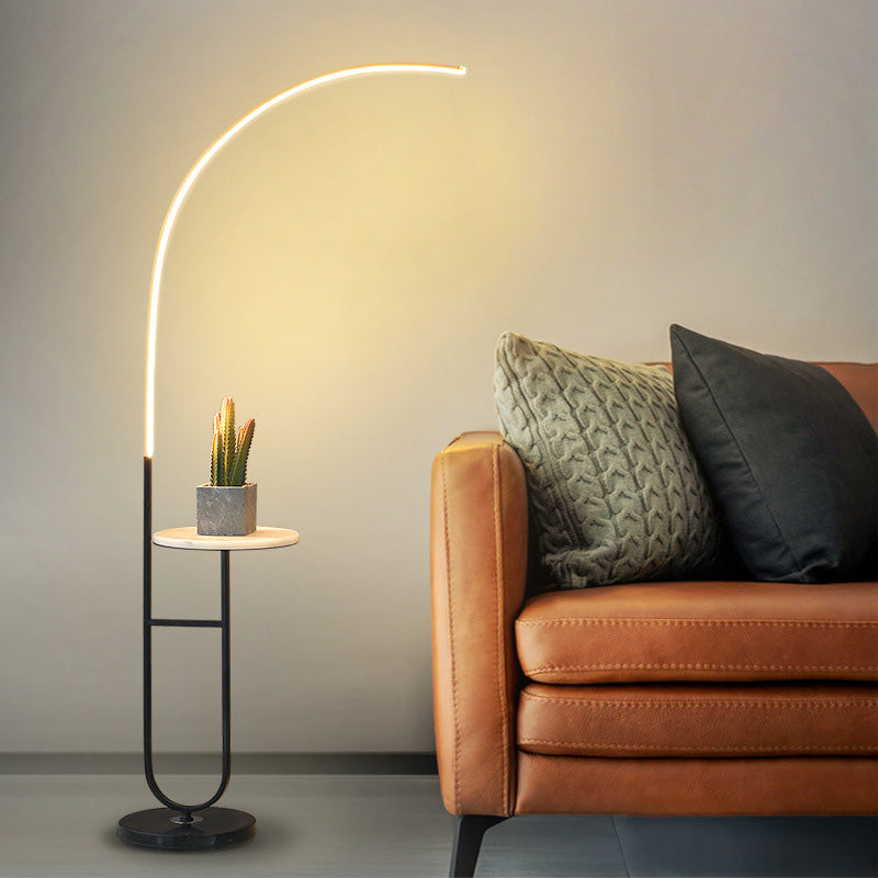 Zeitgenössische Einfachheit Arc Aluminium Streifen mit Marmor Eisen Palette LED Stehlampe für Wohnzimmer 