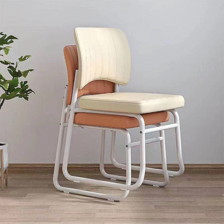 Chaise de bureau empilable en cuir PU carrée minimaliste moderne avec dossier pour la maison et le bureau 
