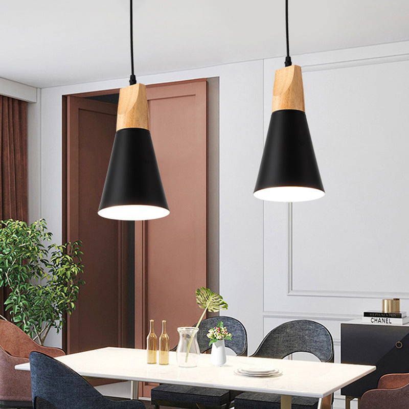 Moderne Einfachheit Kegel Massivholz Aluminium 1-Licht Pendelleuchte für Wohnzimmer 