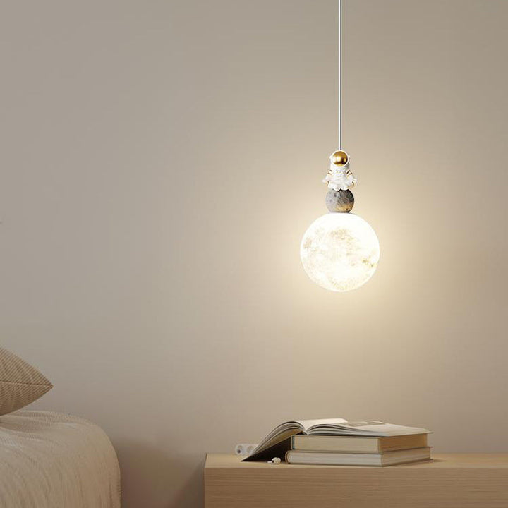 Lustre Pendentif LED en Résine de Fer Astronaute Minimaliste Moderne pour Chambre 