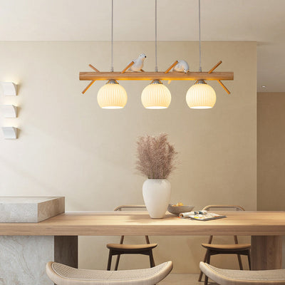 Lámpara de araña de 3 luces con pantalla redonda de vidrio y tiras de madera tradicional japonesa para sala de estar 