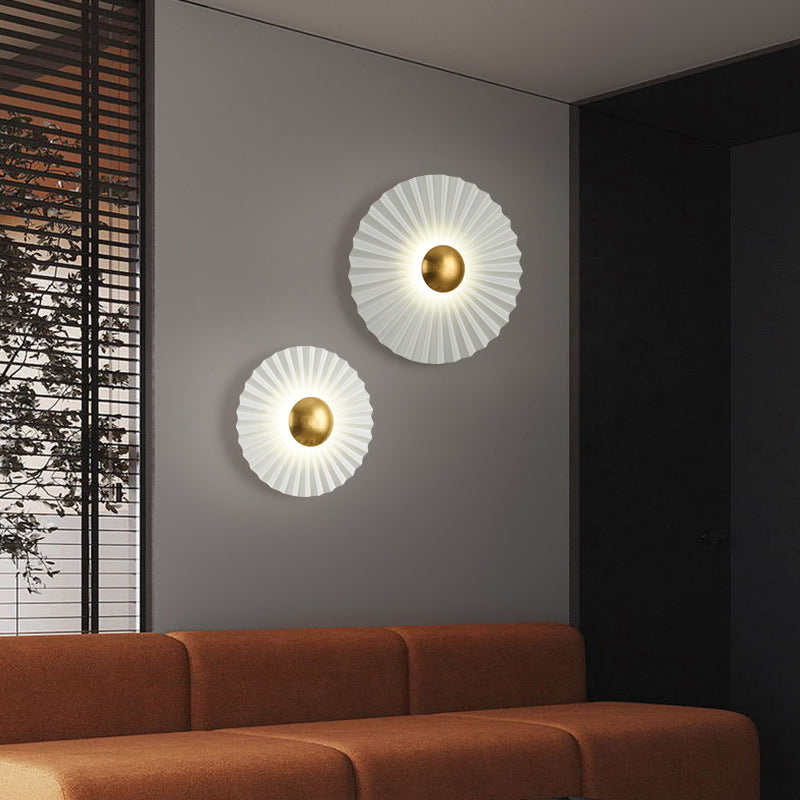 Applique murale LED contemporaine créative ronde à bord festonné pour salon 