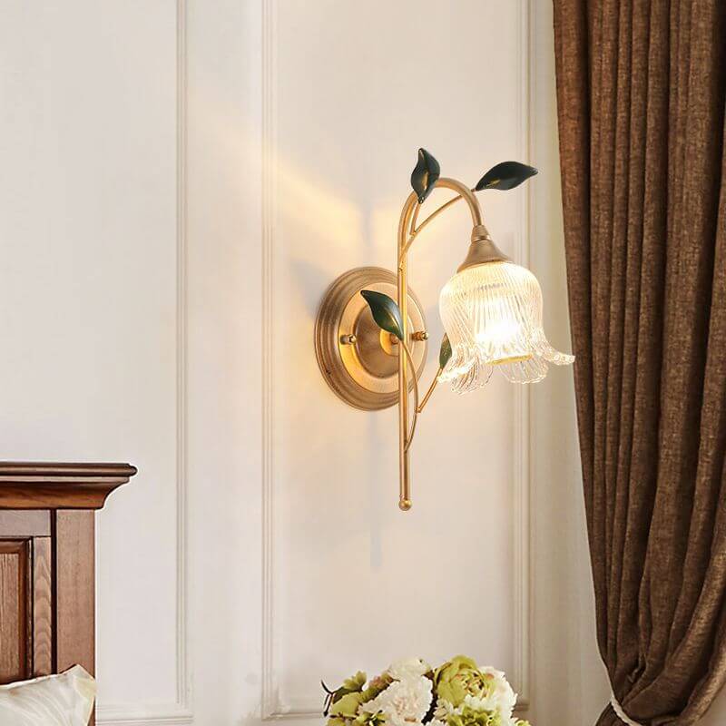 Rustikaler Vintage-Wandlampenhalter mit Gold-Finish und Blumen-Glasschirm, 1-flammig 