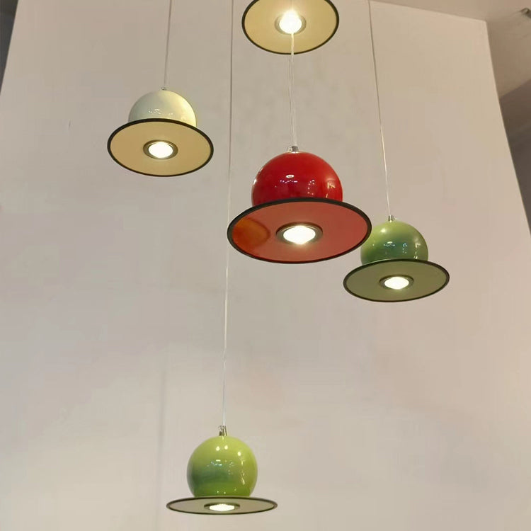 Lustre suspendu contemporain créatif rond en fer avec LED pour salon 