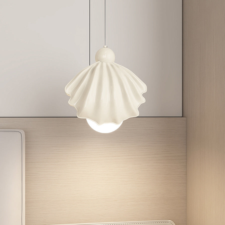 Zeitgenössische kreative Shell Eisen Harz Acryl LED Pendelleuchte für Wohnzimmer 