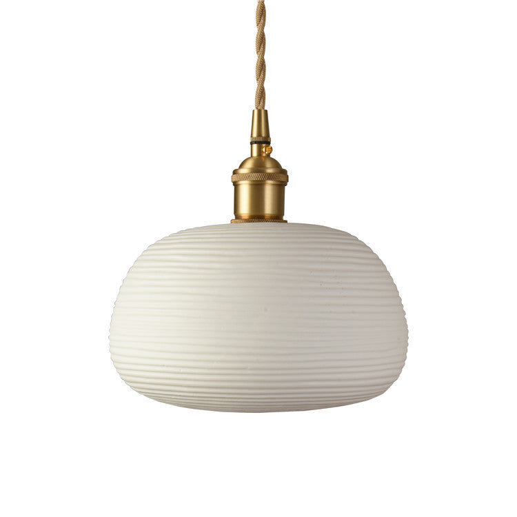 Lustre suspendu en céramique à rayures cylindriques irrégulières nordiques contemporaines avec cuivre et 1 lumière pour salon 