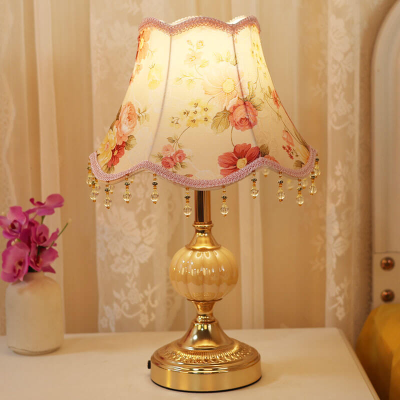 Traditional Vintage Fabric Floral Glass Hardware Plating 1-Light Table Lamp for Bedroom
