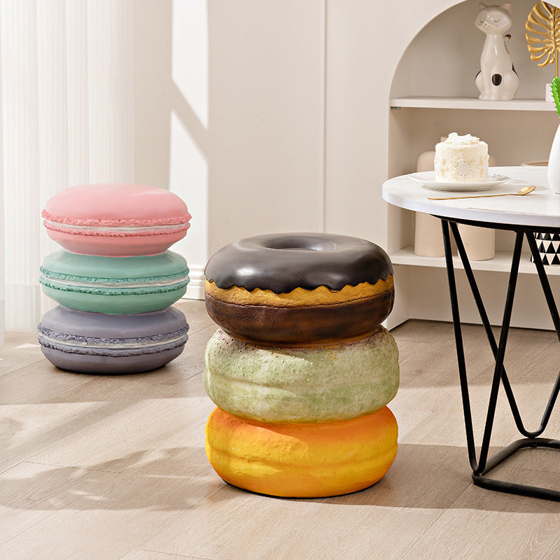 Chaise en résine contemporaine créative en forme de beignet cylindrique avec ananas et glace pour salon 