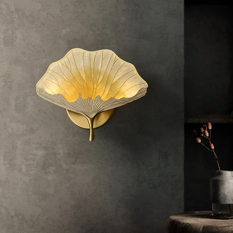 Traditional Chinese Ginkgo Leaf Copper Zinc Alloy Lucite Enameled LED Wall Sconce Lamp For Living Room