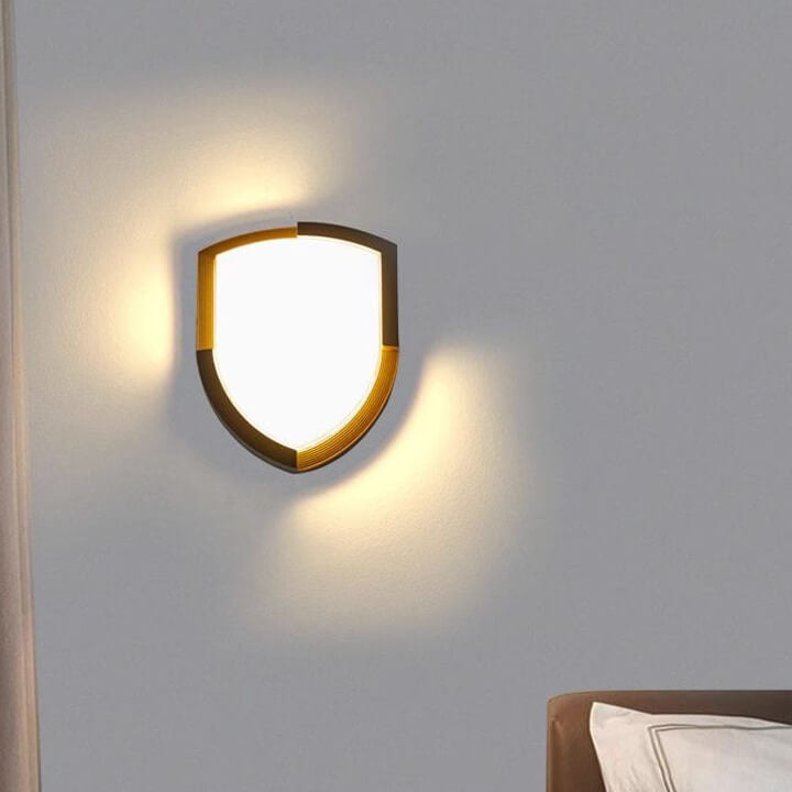 Lampe murale étanche LED en forme de diamant avec bouclier en cœur acrylique créatif 