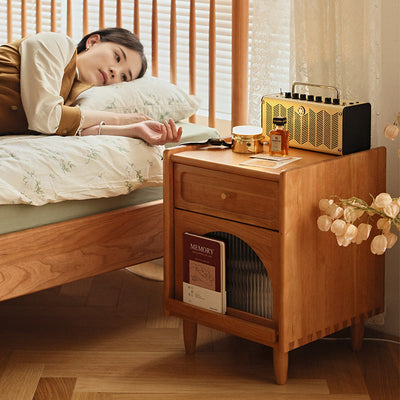 Table de nuit cube en bois massif rétro contemporain avec 1 tiroir pour chambre à coucher 