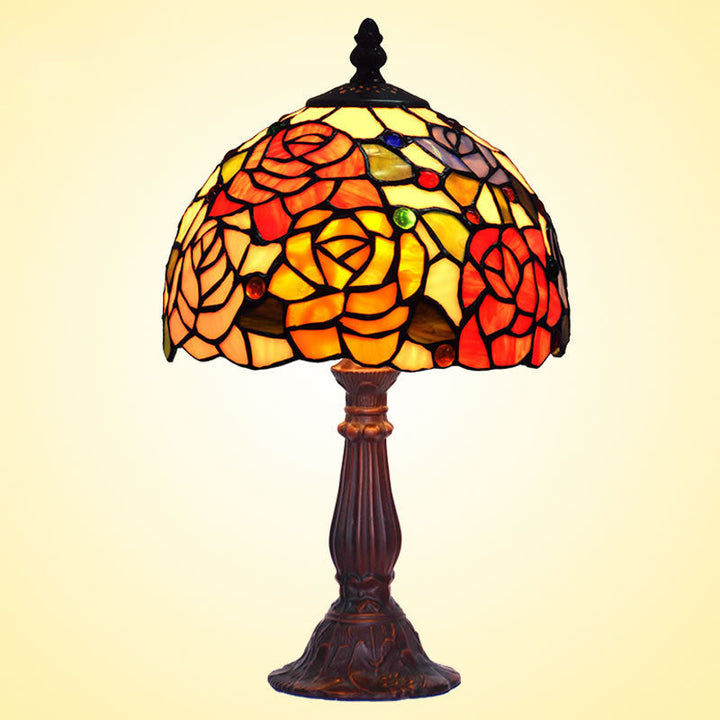 Lampe de table Tiffany traditionnelle en forme de dôme rond en alliage de zinc avec verre teinté à 1 lumière pour chambre 