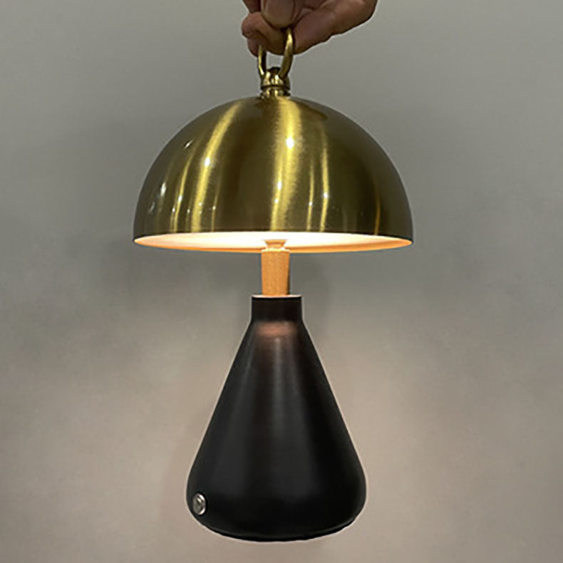 Lampe de table LED en acrylique avec base en métal en forme de cône champignon rond nordique contemporain pour salon 