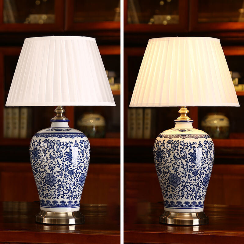 Traditional Chinese Ceramic Fabric Electroplated Antique Brass Finish Vase Cone 1-Light Table Lamp For Home Office