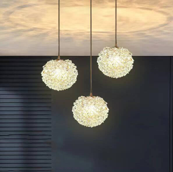 Moderne minimalistische runde Kugel Vollkupfer Kristall 1-Licht Pendelleuchte für Schlafzimmer 