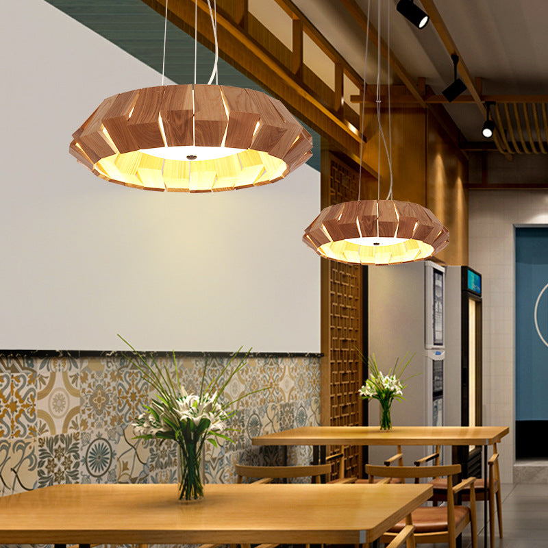Zeitgenössische skandinavische Runde fliegende Untertasse Holz Glas LED Kronleuchter für Wohnzimmer 