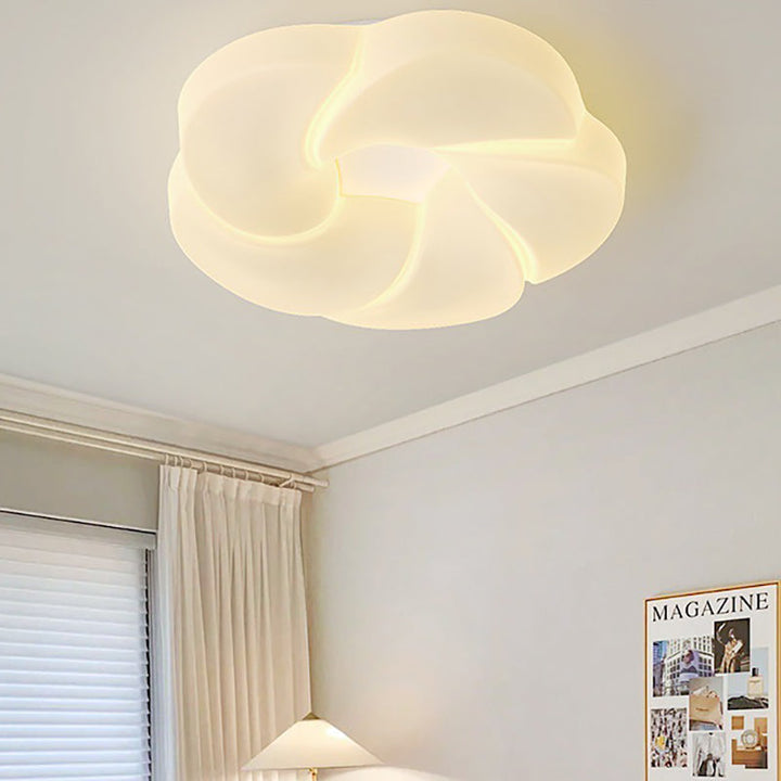 Moderne unbedeutende Deckenleuchte aus PE-Plätzchen-Wolken-Form-Eisen-LED für Schlafzimmer 