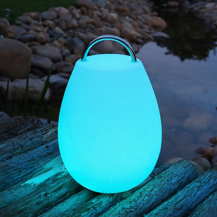 Lanterne portative étanche minimaliste moderne en acier inoxydable PE pour le camping et l&