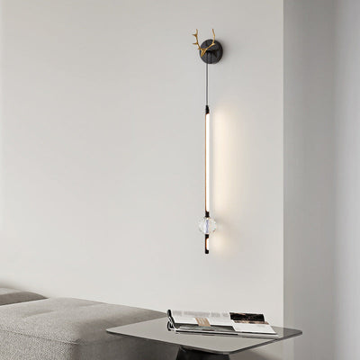 Moderne minimalistische Streifen Geweih Orb voller Kupfer Kristall Silikon LED Wandleuchte Lampe für Schlafzimmer 