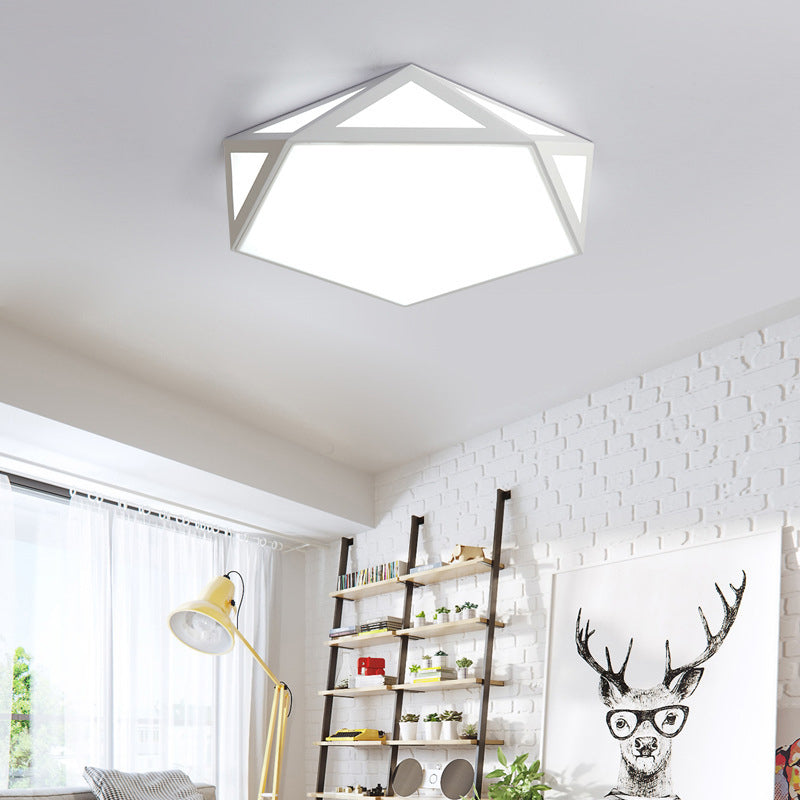 Plafonnier LED avec abat-jour acrylique ajouré et diamant de simplicité moderne pour salon 